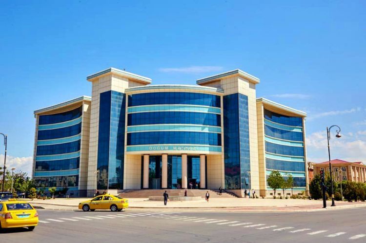 Naxçıvanlıları narazı salan baş həkim işdən çıxarıldı