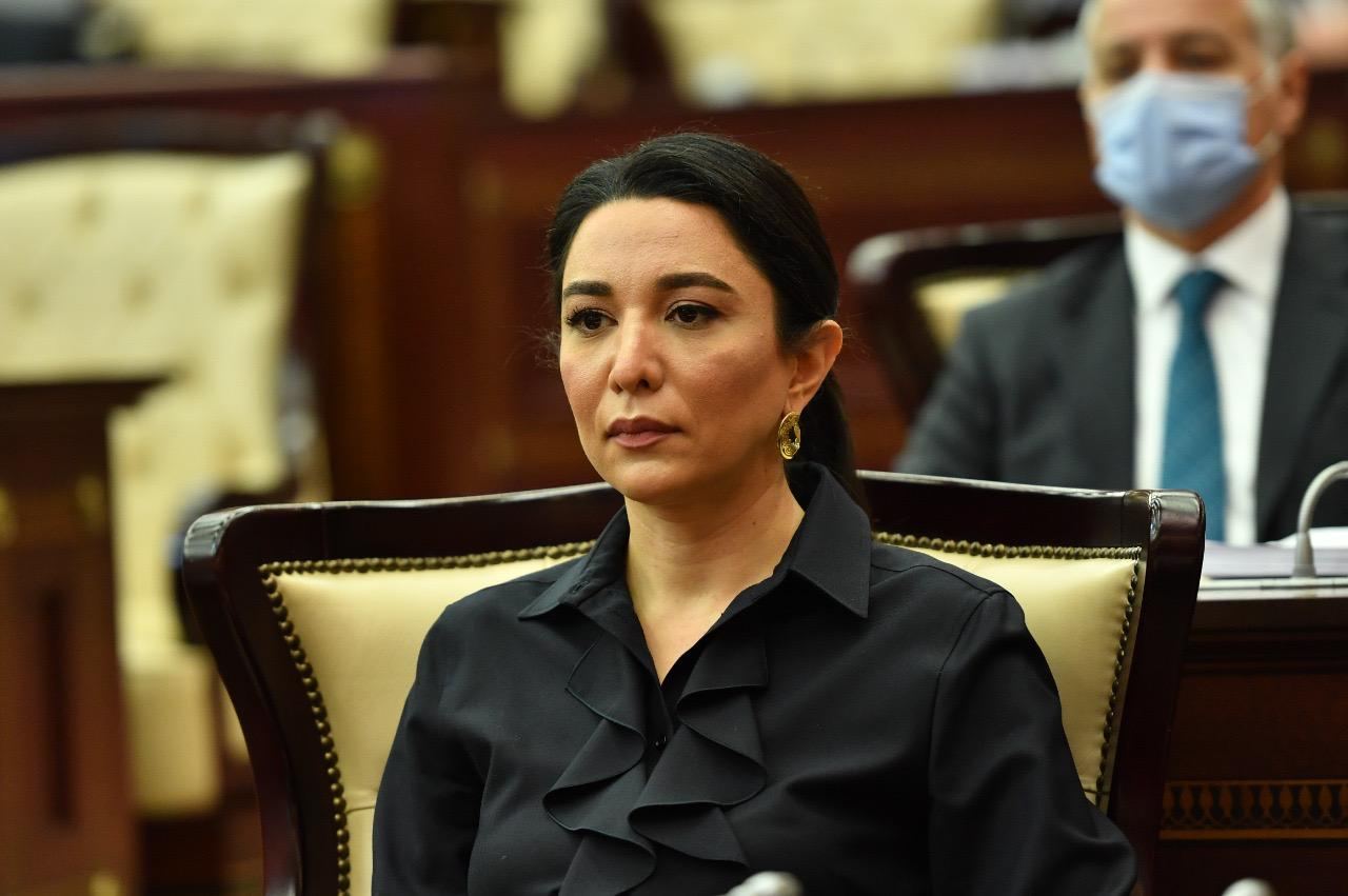 Ombudsman əsirlərin valideynləri ilə görüşdü