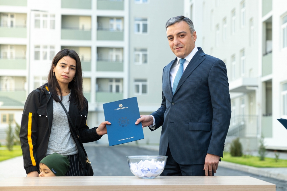Daha 100 şəhid ailəsi və qaziyə mənzil verildi - FOTOLAR