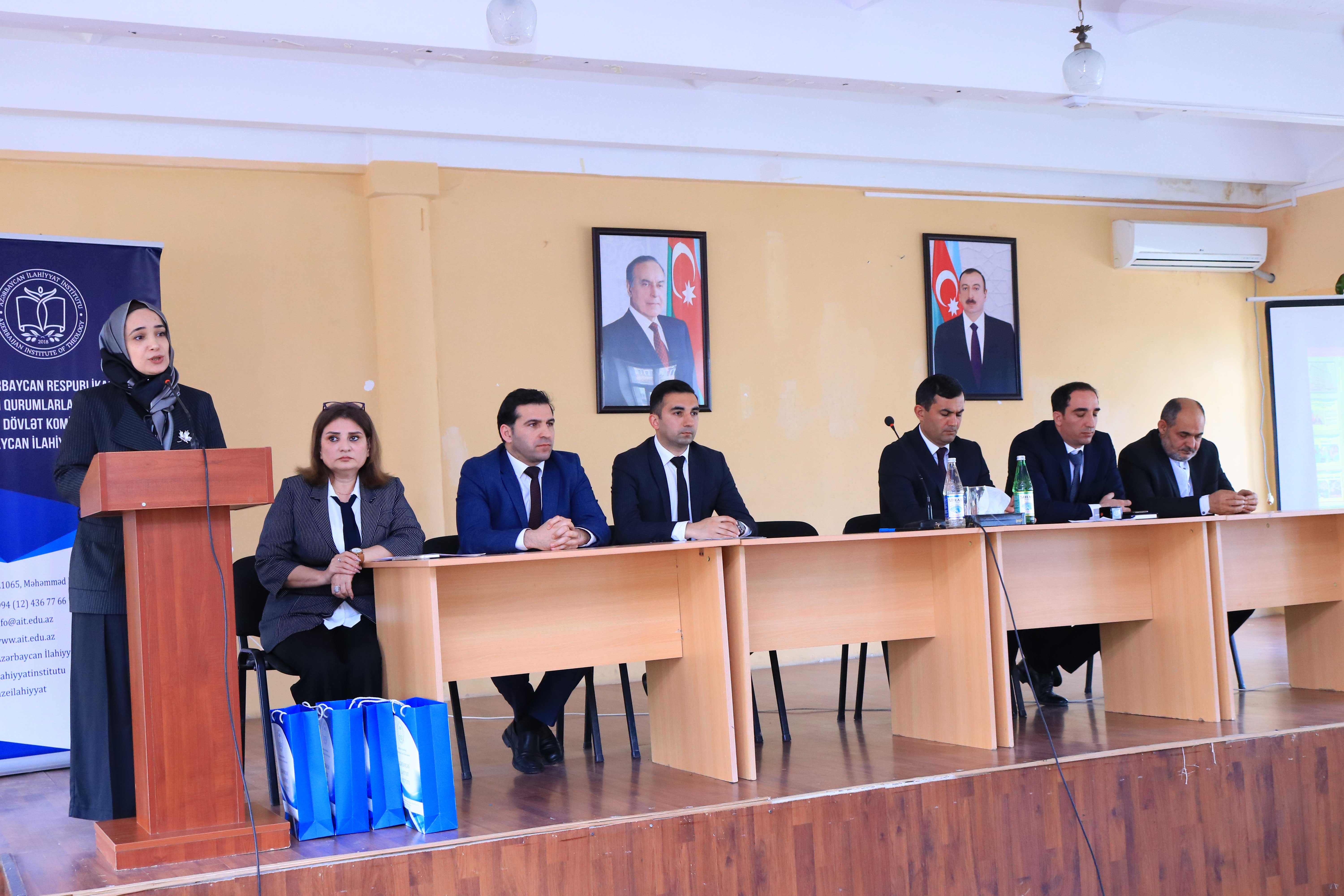 İlahiyyat İnstitutu maarifləndirmə tədbirlərini davam etdirir - FOTOLAR