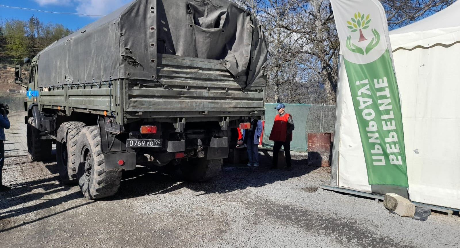 Sülhməramlıların maşınları Laçın yolundan maneəsiz keçib