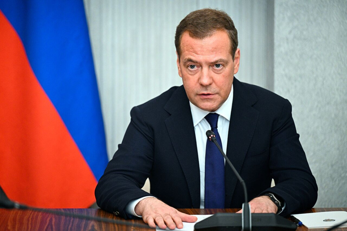 Bu, Qərbin özü üçün ziyanlı olar - Medvedev