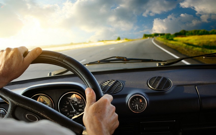 Bakıda insident: Sürücünü boğub, maşını qaçırdılar