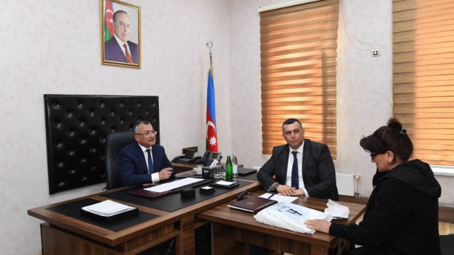 Rövşən Rzayev növbəti dəfə qəbul keçirdi - FOTOLAR