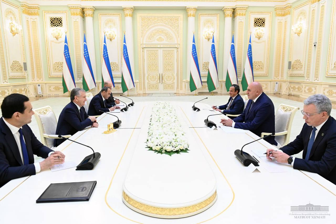 Mirziyoyev italiyalı nazirlə Əfqanıstanı müzakirə etdi