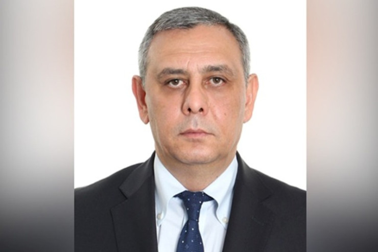 Dövlət Xidmətinin yeni rəisi komissiya üzvlərini iclasa topladı