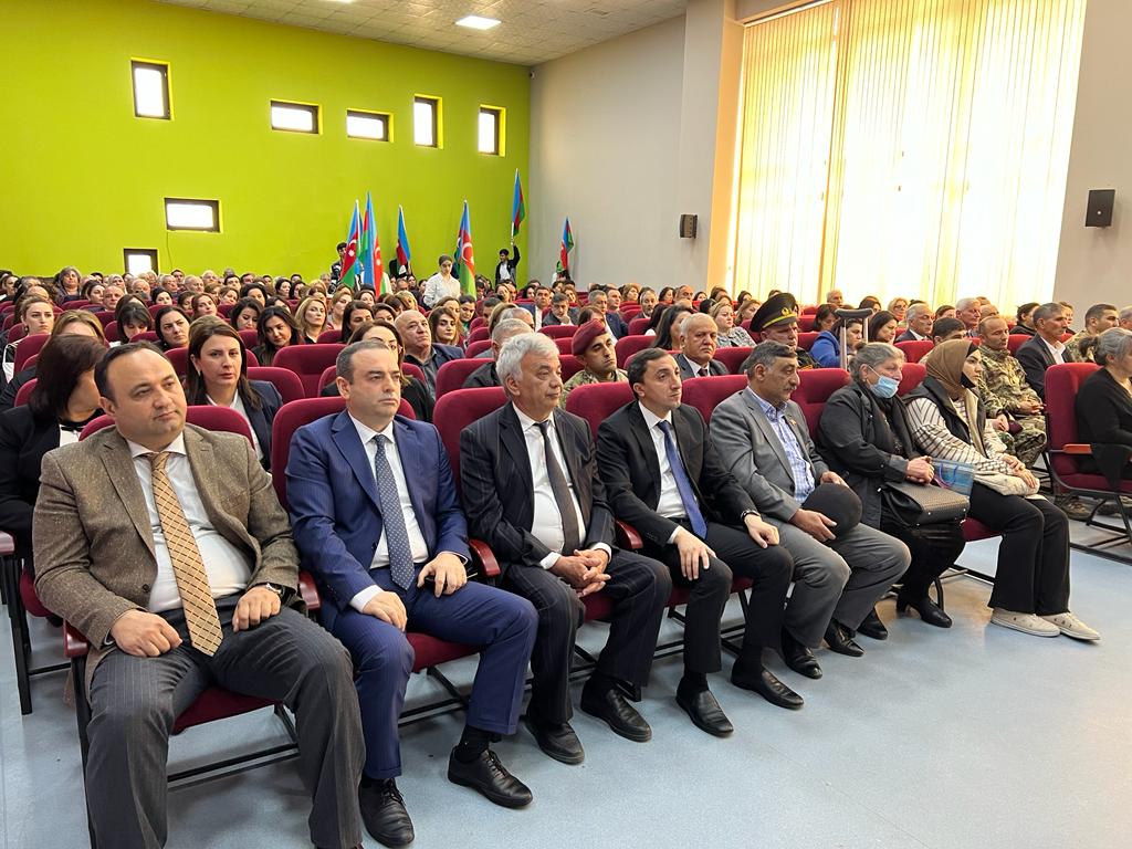 Füzuli ziyalıları konfrans keçiriblər - FOTOLAR