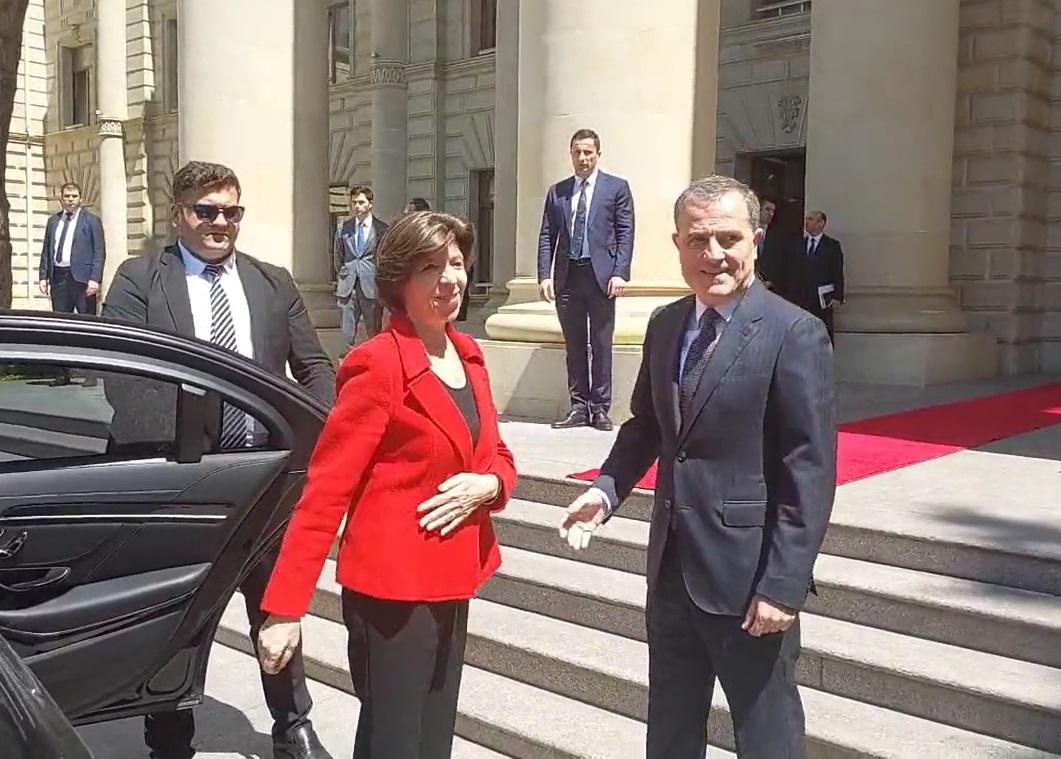 Ceyhun Bayramov fransalı həmkarı ilə görüşdü - YENİLƏNİB