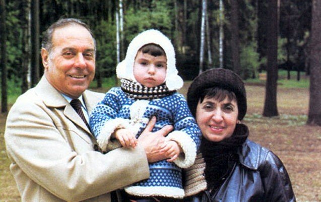 Zərifə xanım Əliyeva Ana adını şərəflə daşıyıb