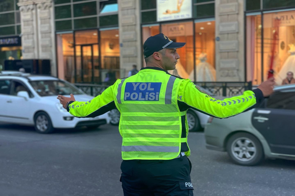 Polis gücləndirilmiş rejimdə xidmət edir - VİDEO