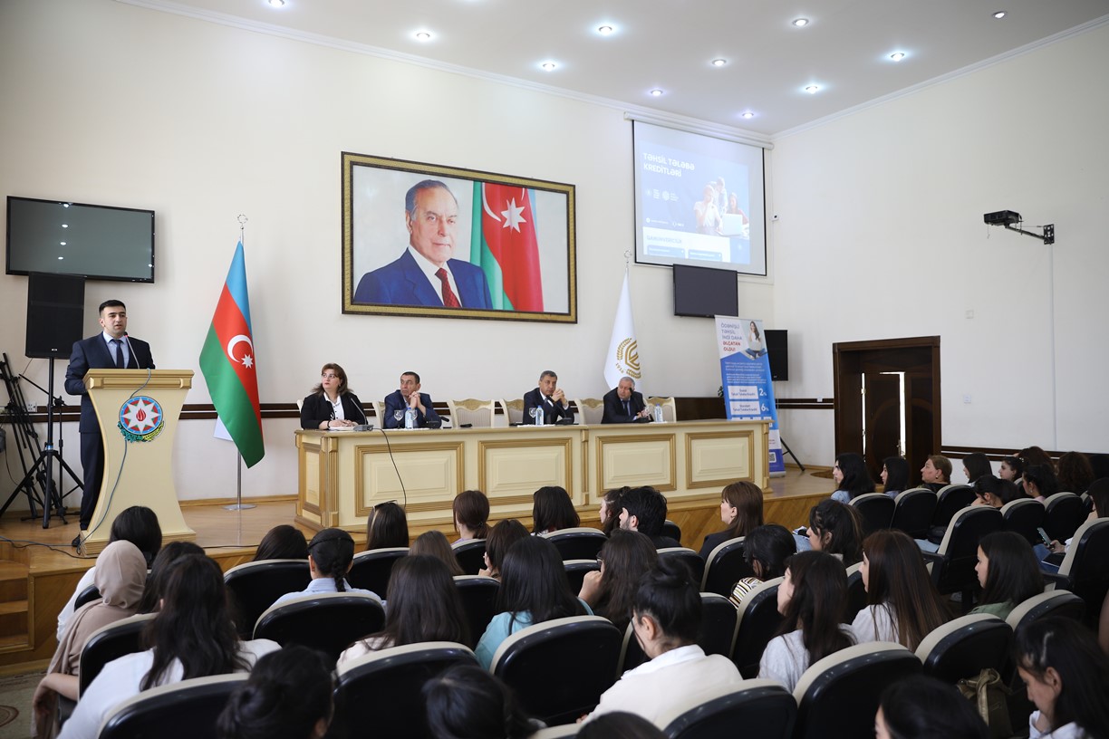 Təhsil Tələbə Krediti Fondunun əməkdaşları tələbələrlə görüşüblər - FOTOLAR