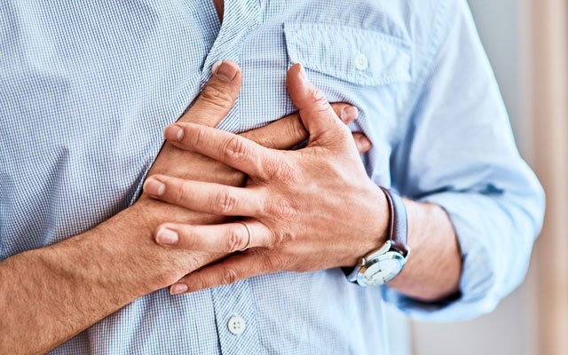 Ürəktutmasından ölüm halları artır – Səbəb vaksindir? 