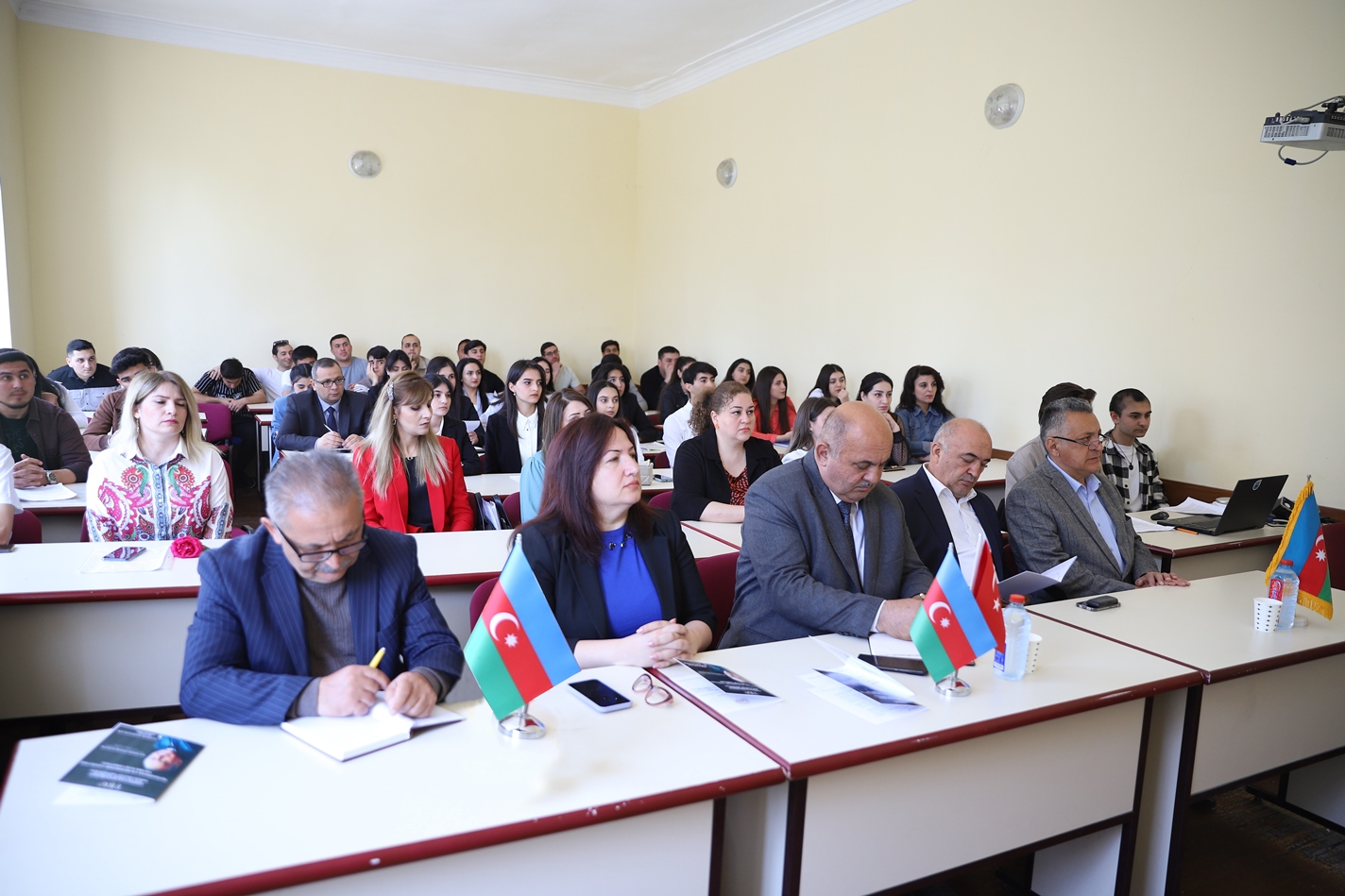 GDU-də Heydər Əliyevin yubileyinə həsr olunmuş tədbir keçirilib - FOTOLAR