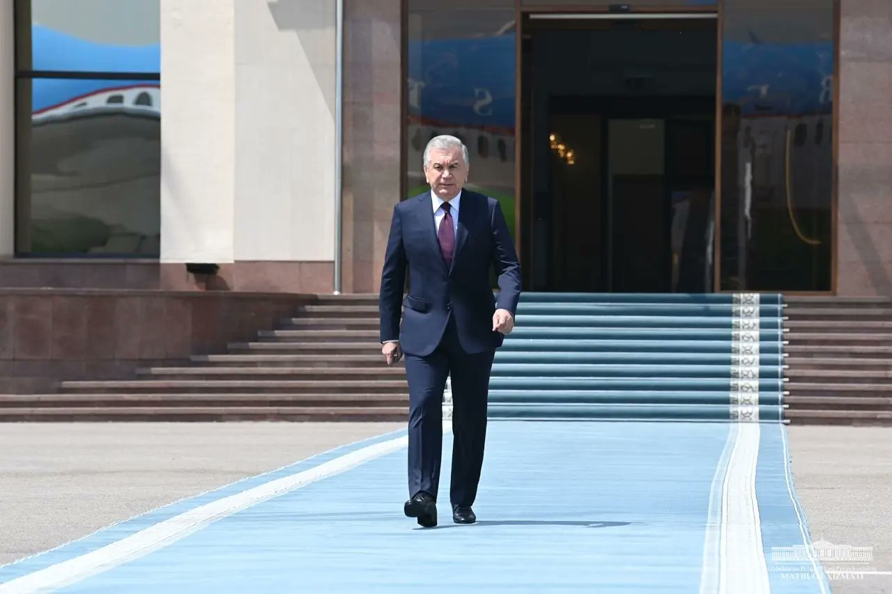 Mirziyoyev Almaniyaya yola düşdü - FOTOLAR