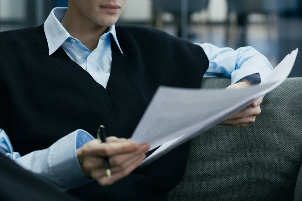 7 nəfər dövlət qulluğundan azad edilib