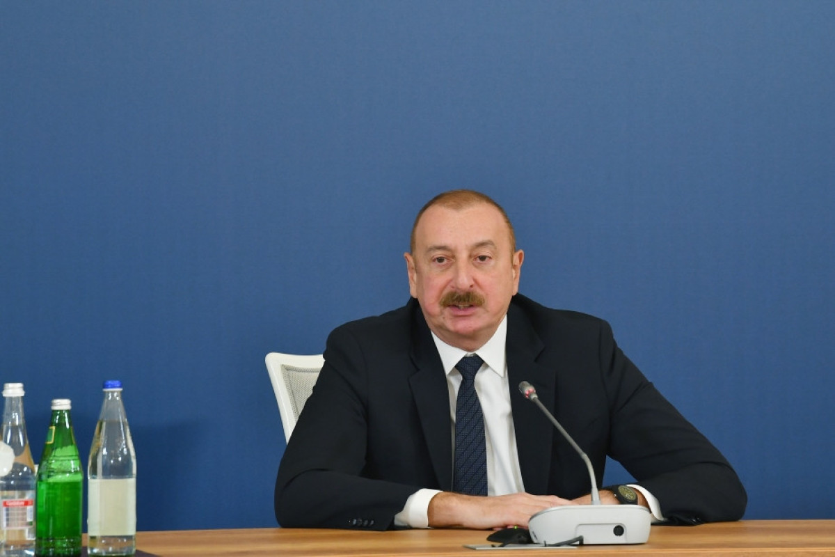 İranla Ermənistan arasında münasibətlərdən razı deyilik - Prezident