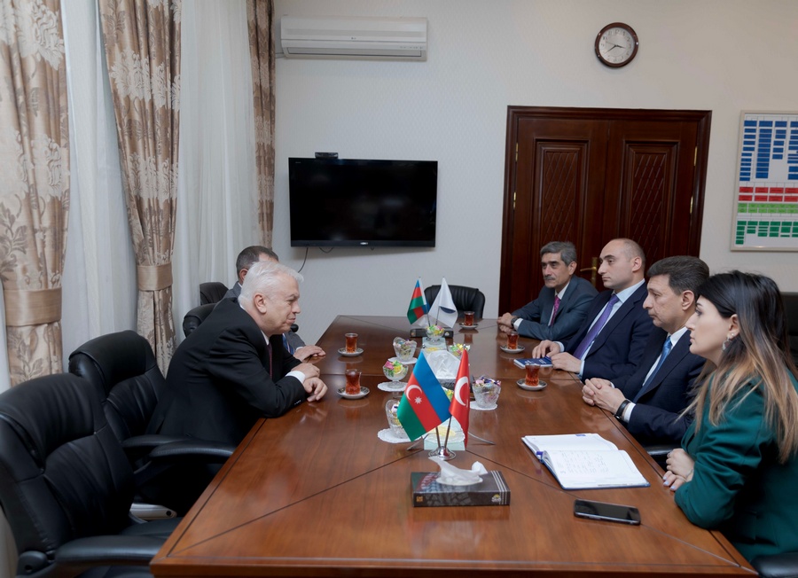 İndiyədək görmədiyimiz ağır günləri yaşadıq - Professor