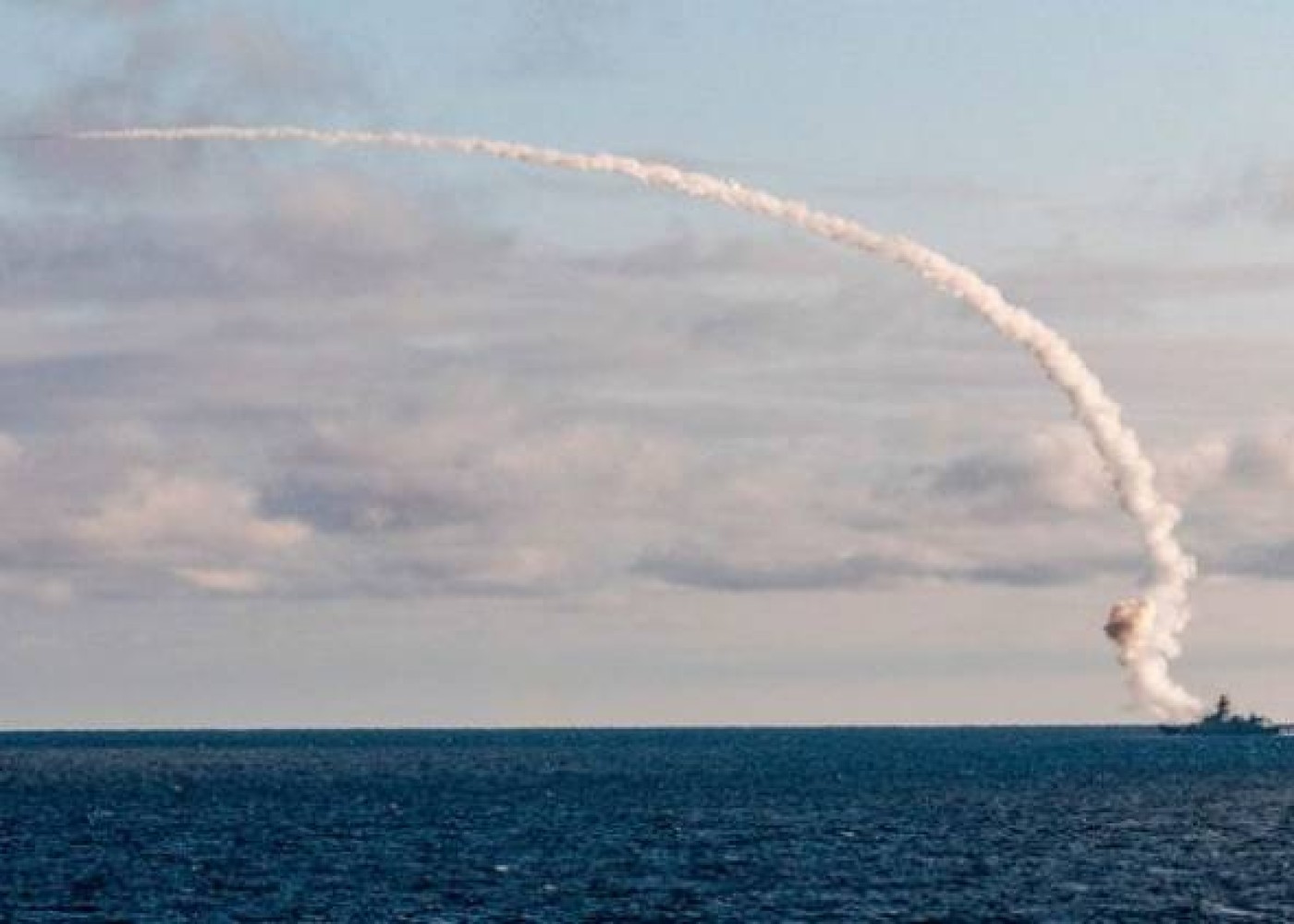 Ukrayna ilk dəfə Rusiyanın hipersəsli raketini vurdu