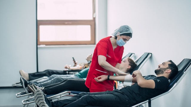 Kapital Bank-da qanvermə aksiyası - FOTOLAR