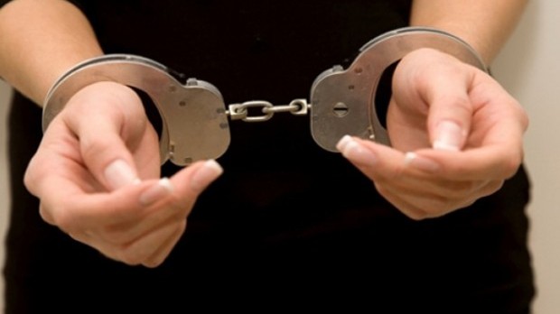 Xırdalanda qadın külli miqdarda pul oğurladı