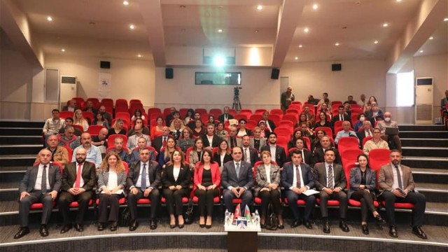 ADU-nun təşkilatçılığı ilə konfrans keçirilib - FOTOLAR