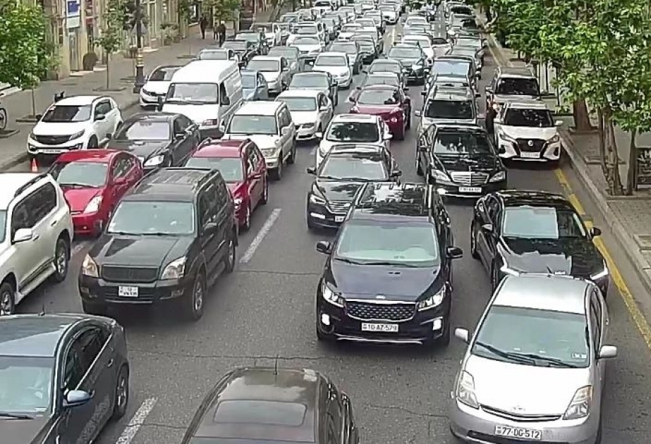 Hazırda tıxac olan yolların SİYAHISI