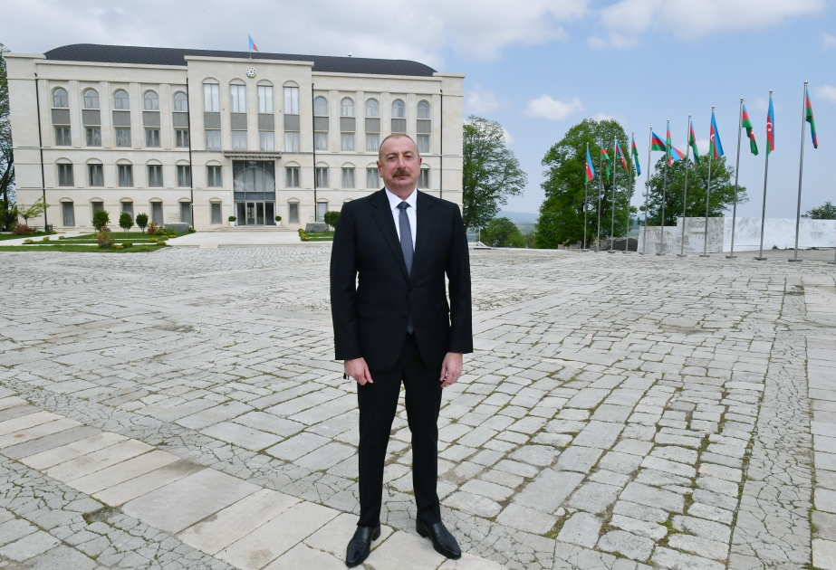 Bu gün Qarabağ, Zəngəzur dirçəlir
