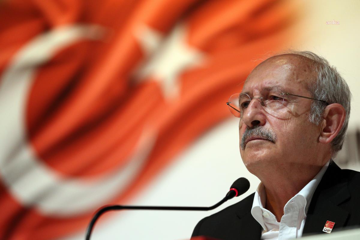 Kılıçdaroğlu Qərbi seçdi