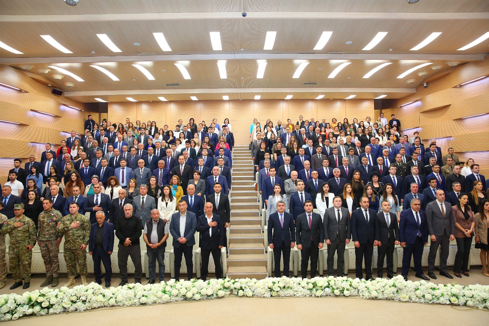 Binəqədidə Heydər Əliyevlə bağlı təntənəli mərasim - FOTO