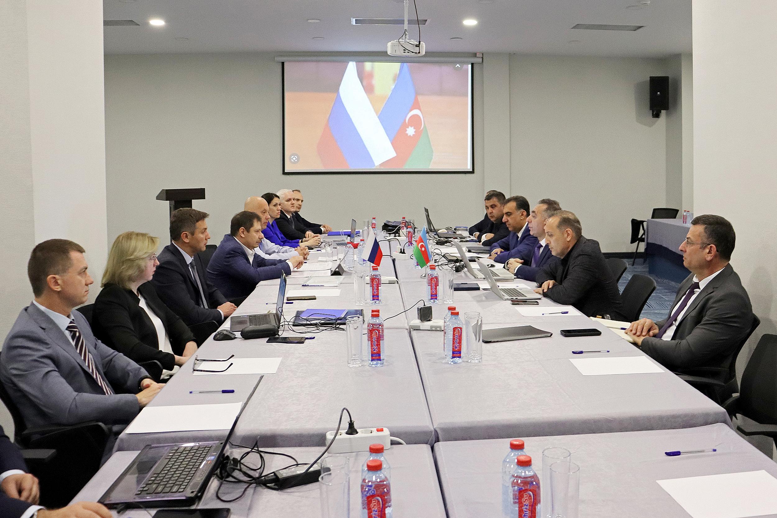 Rabitə administrasiyaları arasında görüş keçirilib