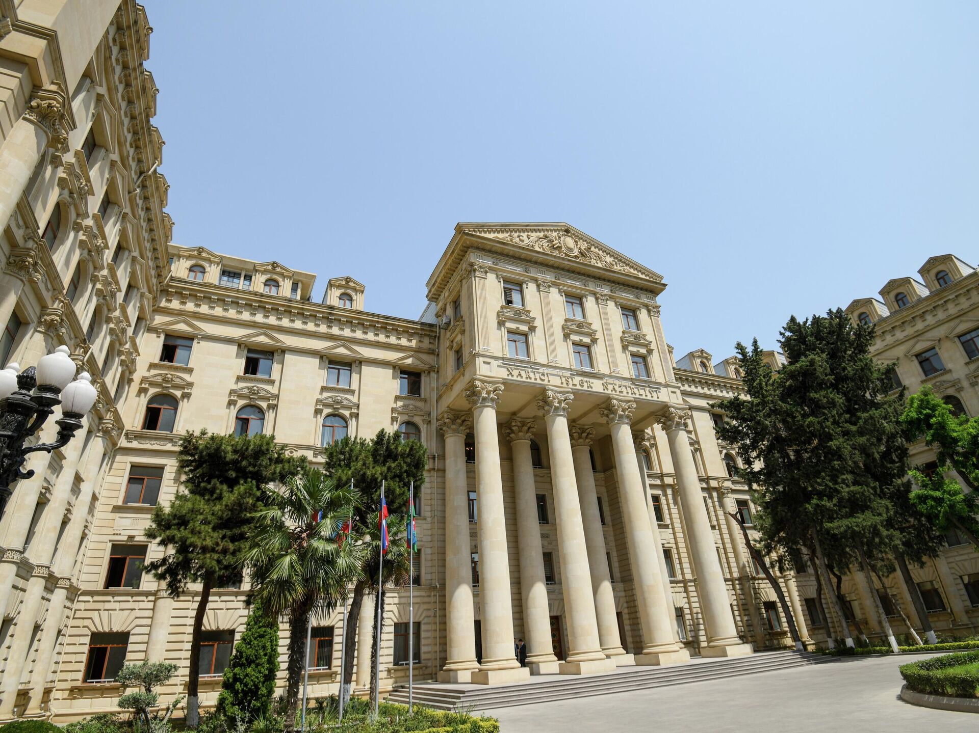 XİN sərhəddə baş verənlərə münasibət bildirdi