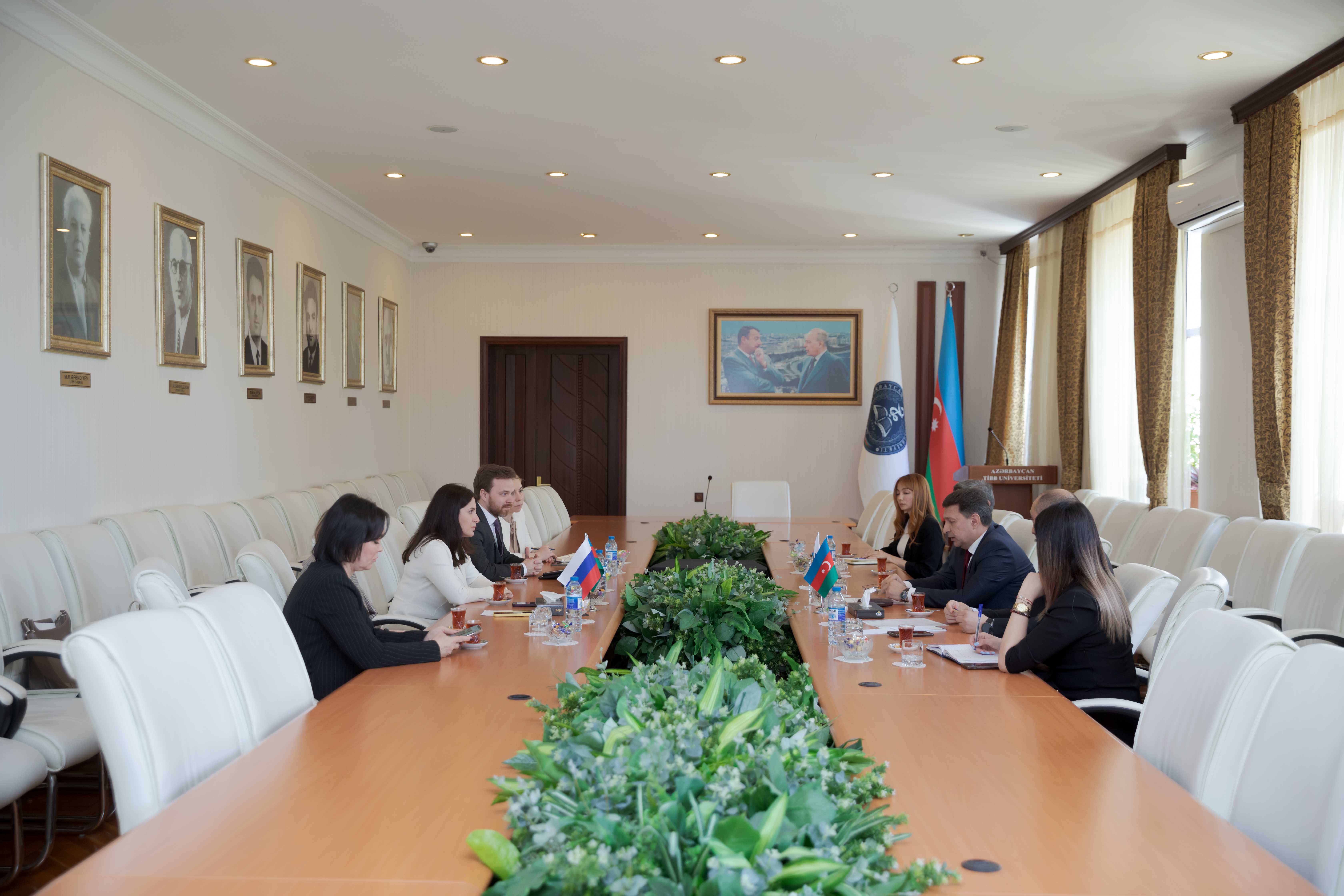 Moskvadan gələn nümayəndə heyəti ATU-da qonaq olub - FOTO