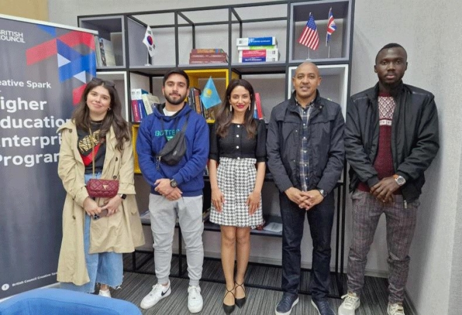 UNEC-də təhsil alan əcnəbi tələbələrlə görüş