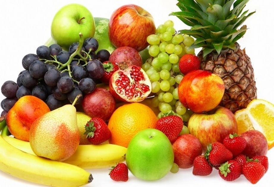Həddindən artıq meyvə yemək ziyandır
