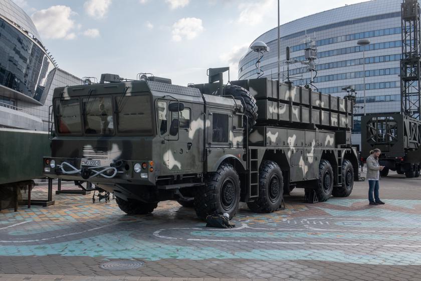 Belarus Polşa ilə sərhədə ağır raketlər yerləşdirib