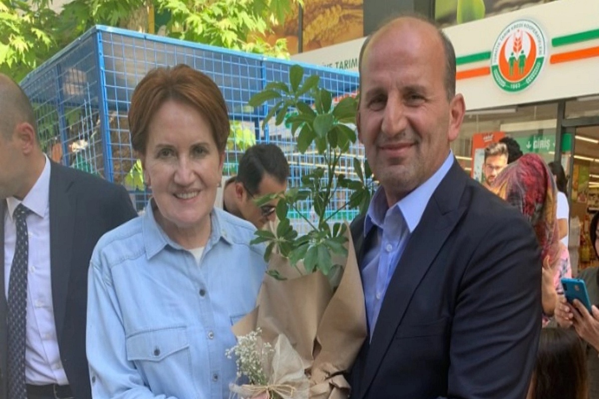 Akşenerin müavini istefa verdi