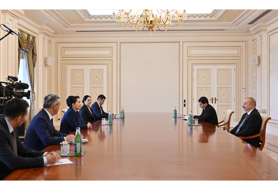 Prezident Özbəkistan spikerinə təşəkkür etdi