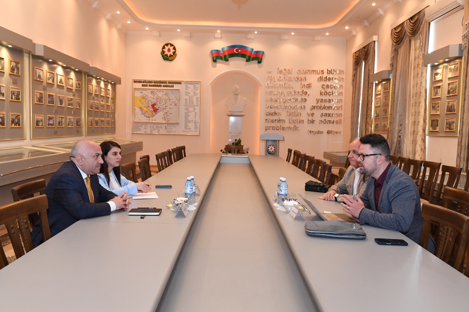 Dövlət Komitəsində Sebastien Bussua ilə görüş keçirilib