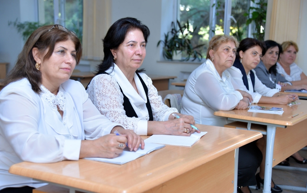Şagird sayı 500-dək olan 387 məktəbə direktor axtarılır