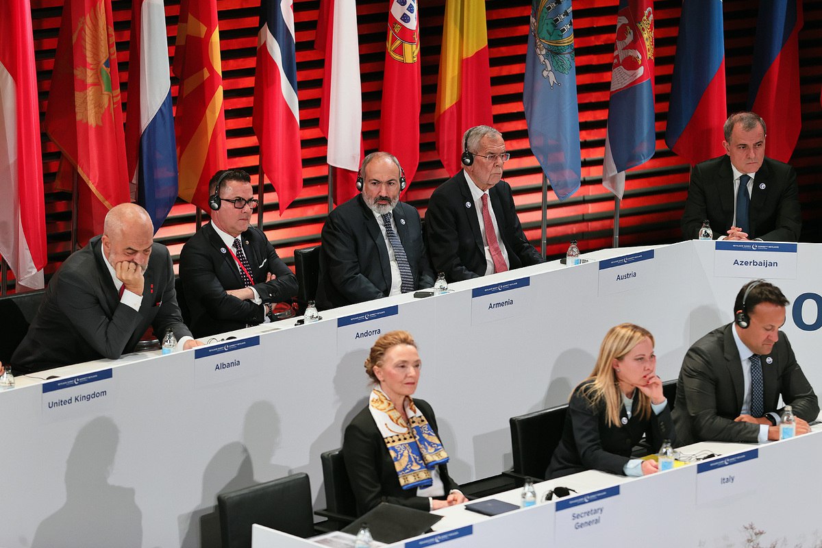 Ceyhun Bayramovla Paşinyan eyni tədbirdə - FOTOLAR