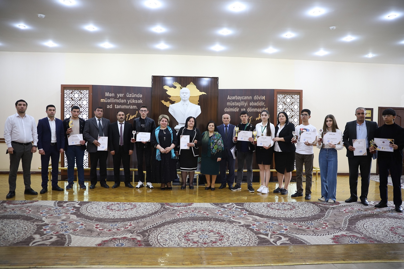 Olimpiada qalibləri mükafatlandırıldı - FOTOLAR