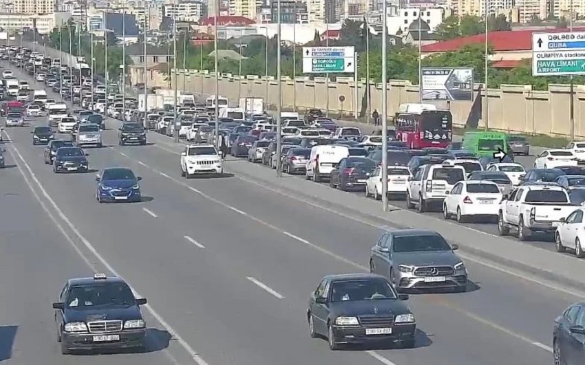 Hazırda tıxac olan yollar bunlardır - SİYAHI