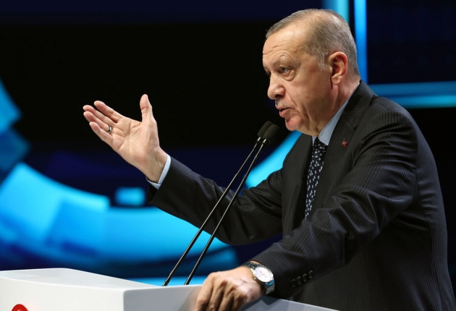 Qalmaqallı jurnal Türkiyə liderini hədəfə aldı – Kalından cavab