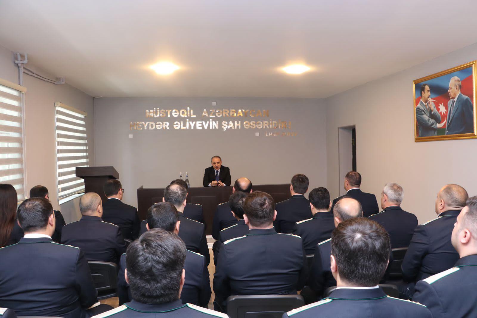 Kamran Əliyev rayon prokurorlarına TAPŞIRIQLAR VERDİ