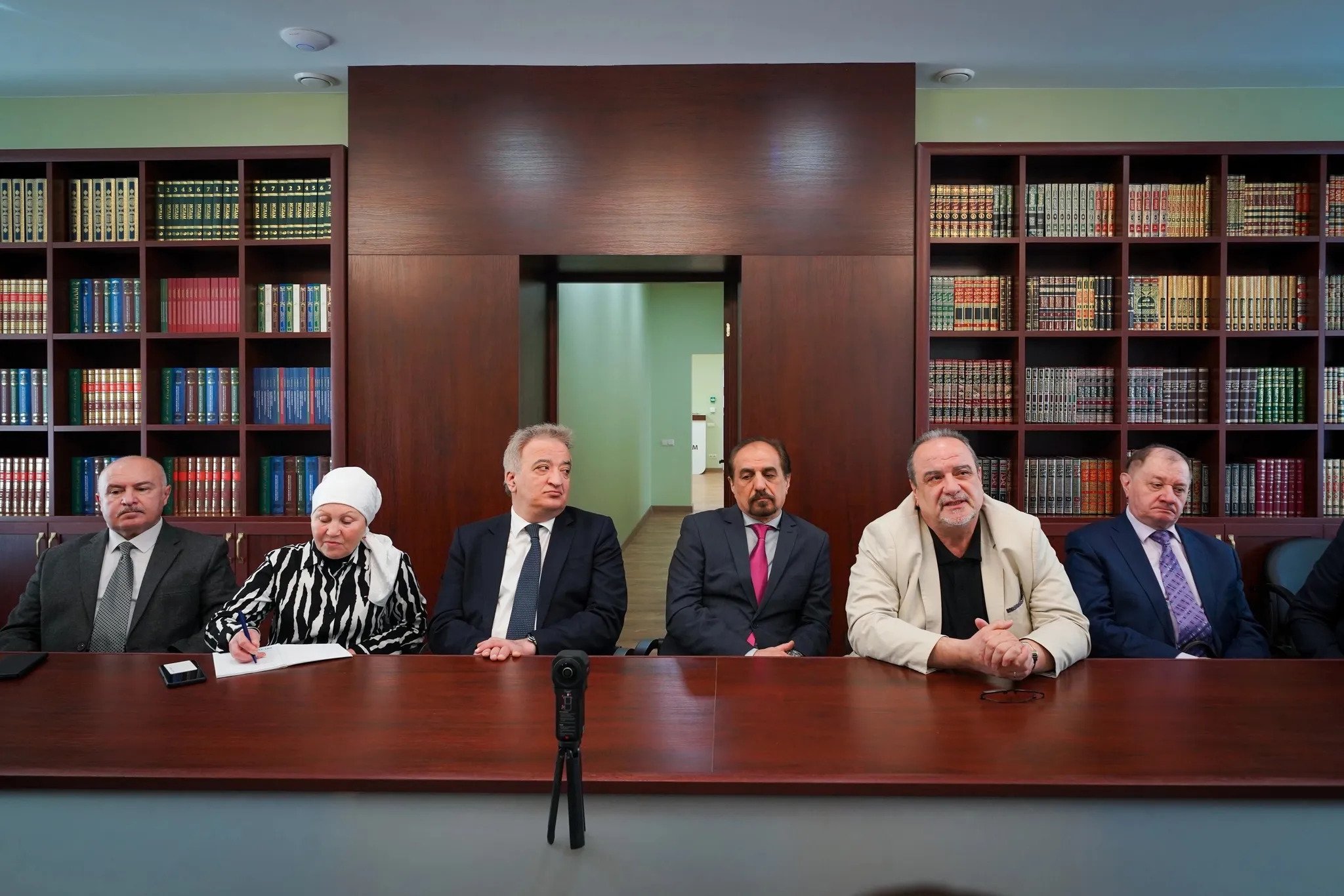 Rektora “Fəxri doktor” diplomu təqdim edilib