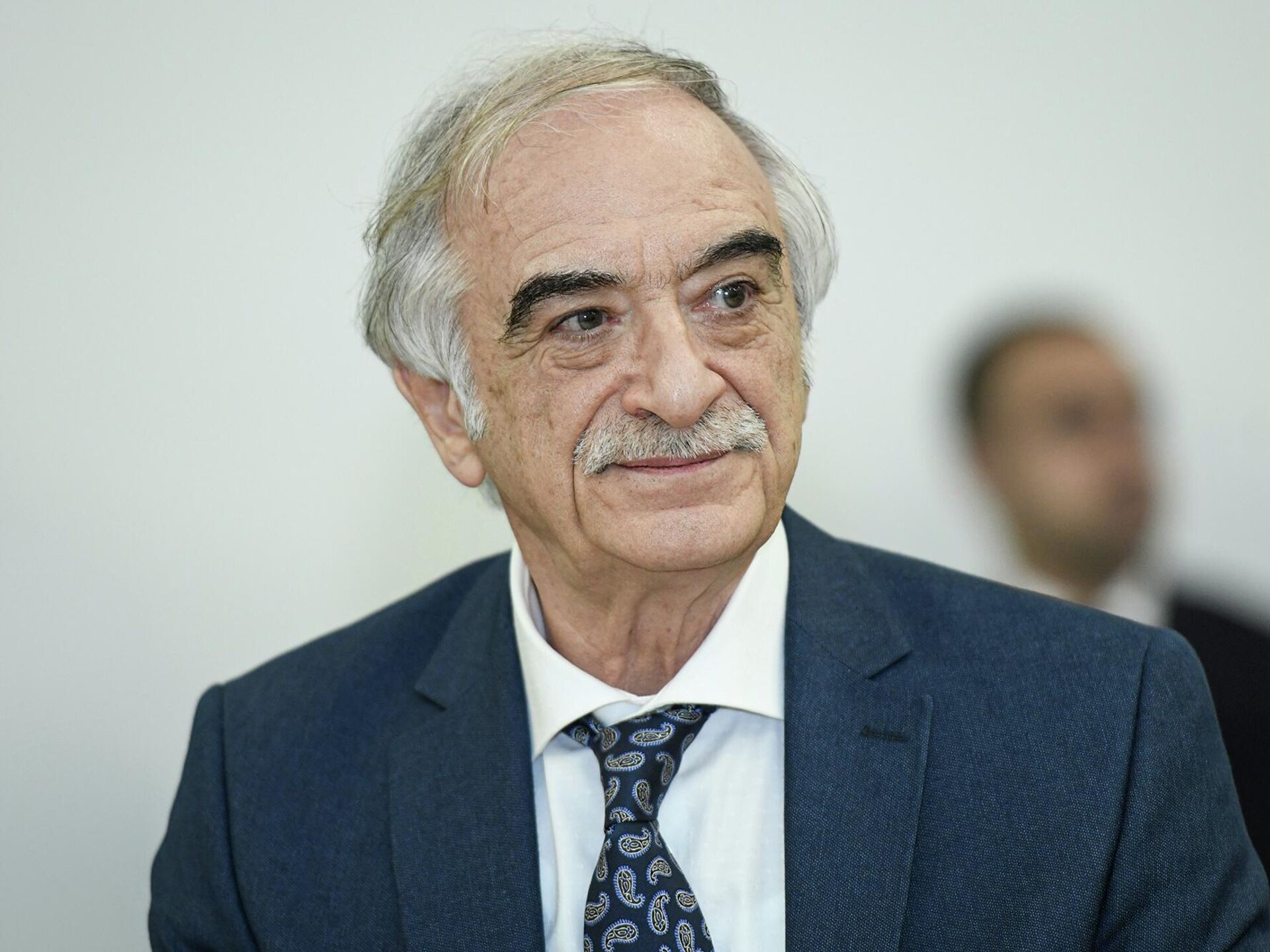 Polad Bülbüloğlu üçtərəfli görüşün keçiriləcəyi məkanda - VİDEO