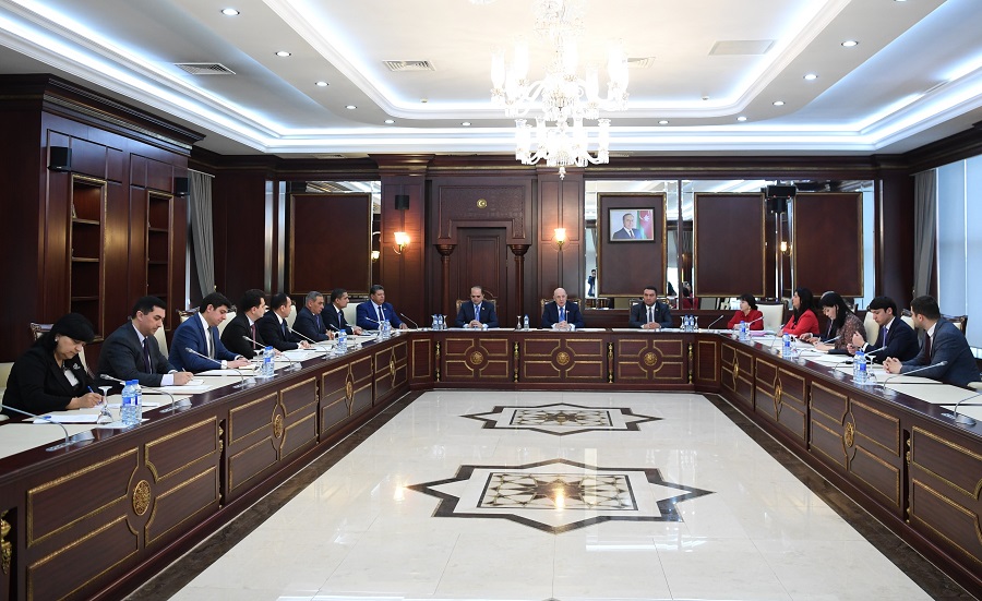 Səhiyyə komitəsinin iclası keçirilib - FOTOLAR