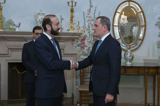 Azərbaycan və Ermənistan XİN başçılarının görüşü sona çatdı - YENİLƏNİB