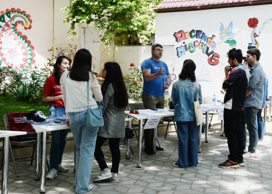 Bakıda “EducationUSA” sərgisi - FOTOLAR