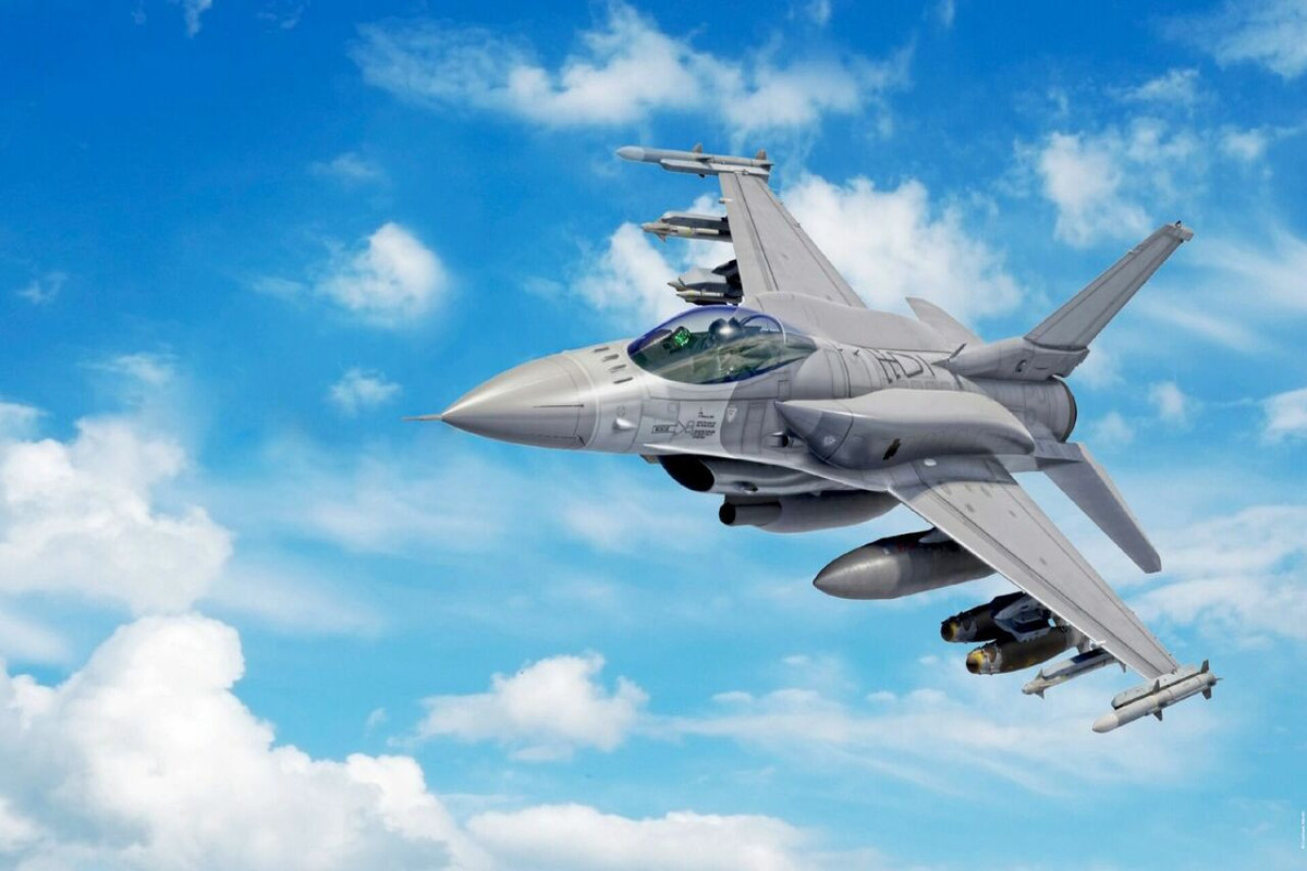 Britaniya ukraynalı pilotlara təlim keçəcək